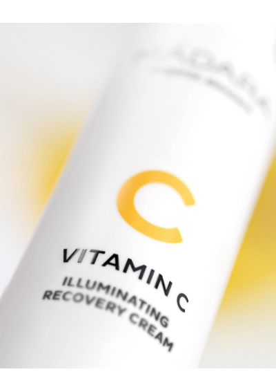 VITAMIN C Crema Iluminadora Recuperadora · Iluminadora y Antiedad · 50ml