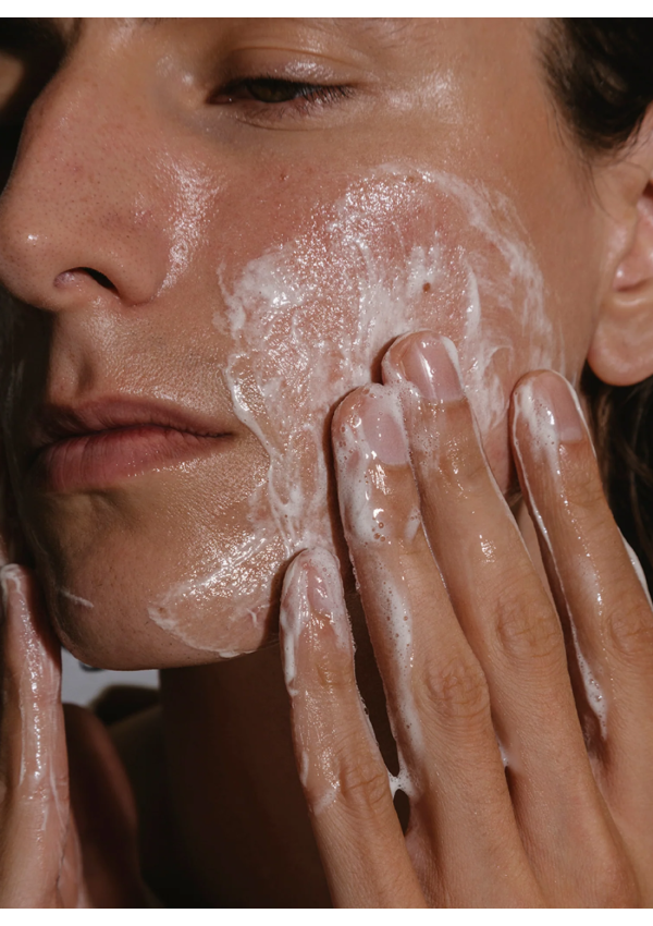 ACNE Sebum Control · Limpiador Facial Purificante | Mádara
